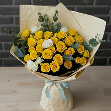 Букет цветов из:  Розы в Макарово