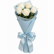 Букет 5 Белых роз Проуд в Макарово