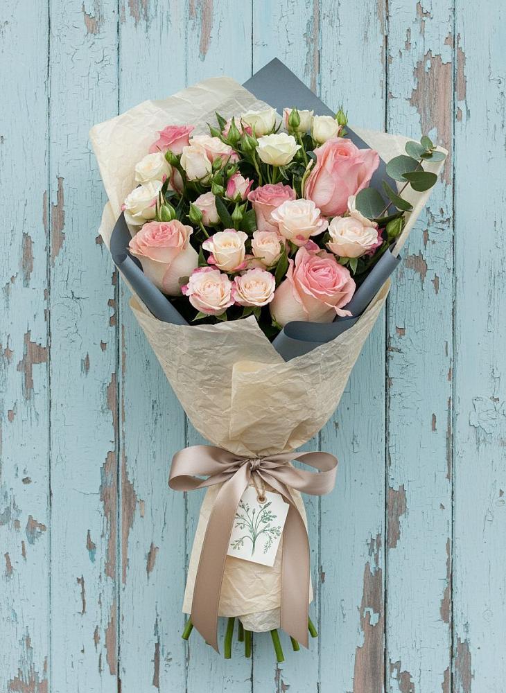 Букет цветов из: Розы в Макарово