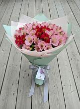 Букет цветов из:  Альстромерии в Макарово