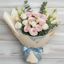 Букет цветов из:  Лизиантусы в Макарово