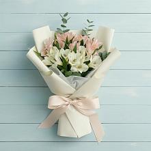 Букет цветов из:  Альстромерии в Макарово