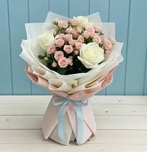 Букет цветов из:  Розы в Макарово
