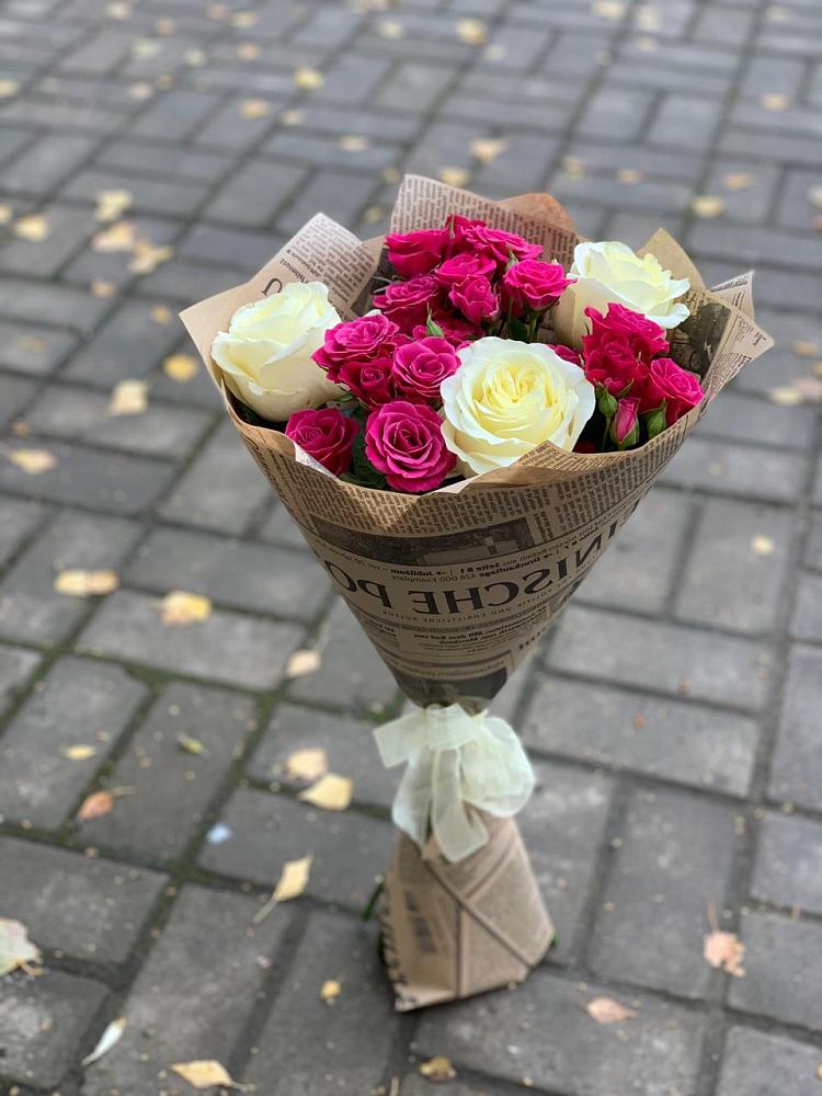 Букет цветов из: Розы в Макарово