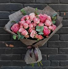 Букет цветов из:  Розы #REPLACE_PRED# Макарово